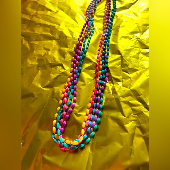 TRUE VINTAGE - layered necklace 60’s to 90’s - Picture 1 of 6